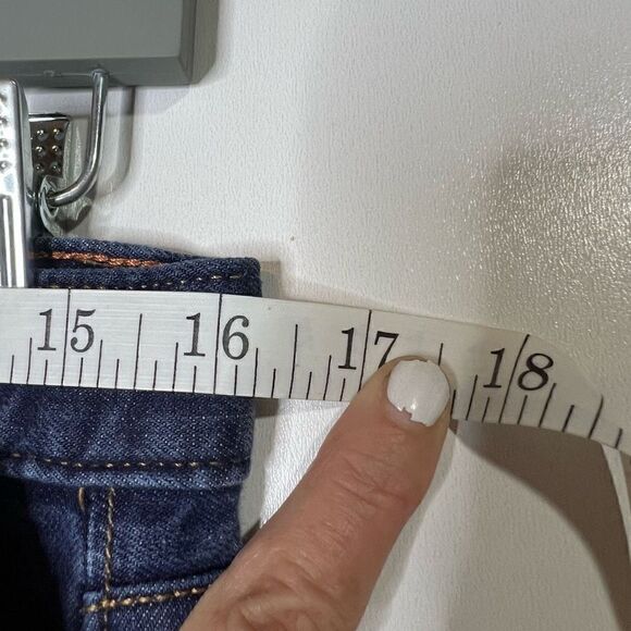 Patagonia Slim Denim Bermuda Cut Off Shorts - Picture 4 of 10